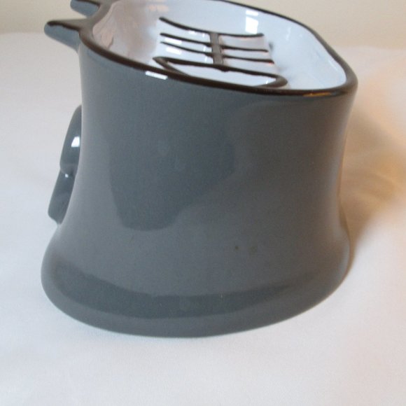 Y YHY Slow Feeder Cat or Dog Bowl Elevated Food Bowl Tilted Design Dry\Wet Food - Picture 5 of 6